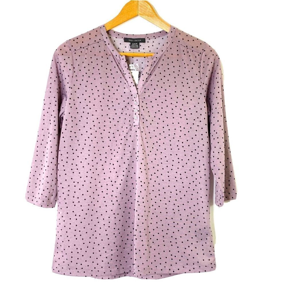 Suzy Shier 3/4 Sleeve Knit Top Womens size Medium Fine Knit Lavender Polka dot